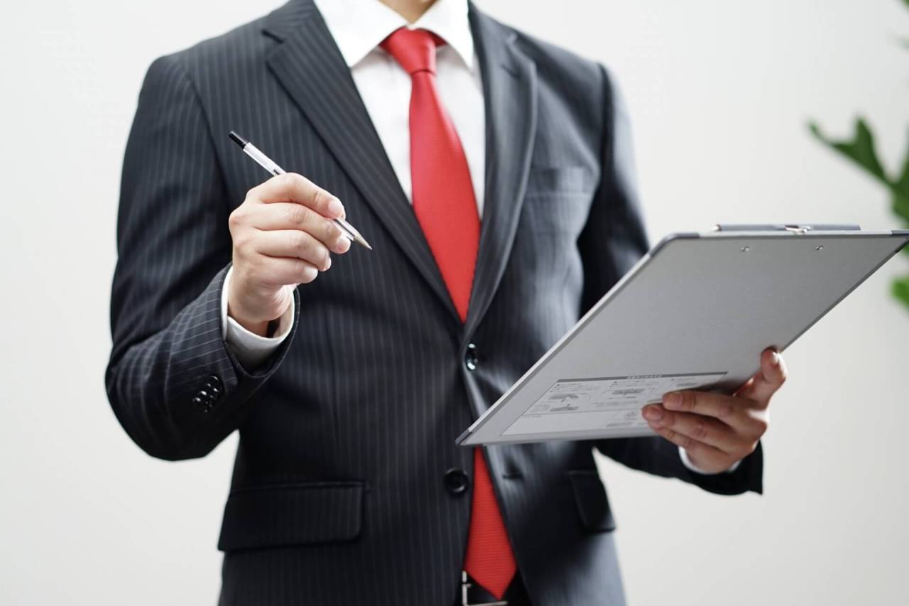 産業廃棄物収集運搬業許可の更新における不備と対策